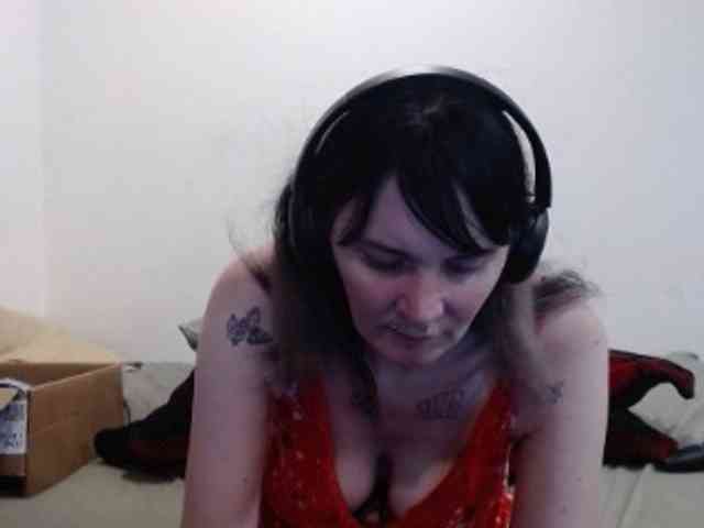 hotmodel1984 webcam