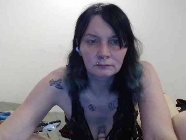 hotmodel1984 webcam