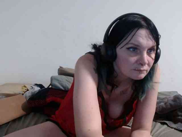 hotmodel1984 webcam