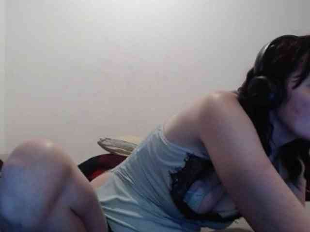hotmodel1984 webcam