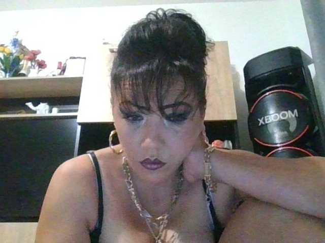 JesicaBonita1 live cam on BongaCams