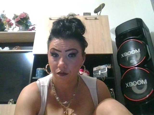 JesicaBonita1 live cam on BongaCams