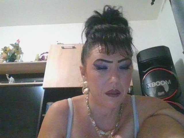JesicaBonita1 live cam on BongaCams