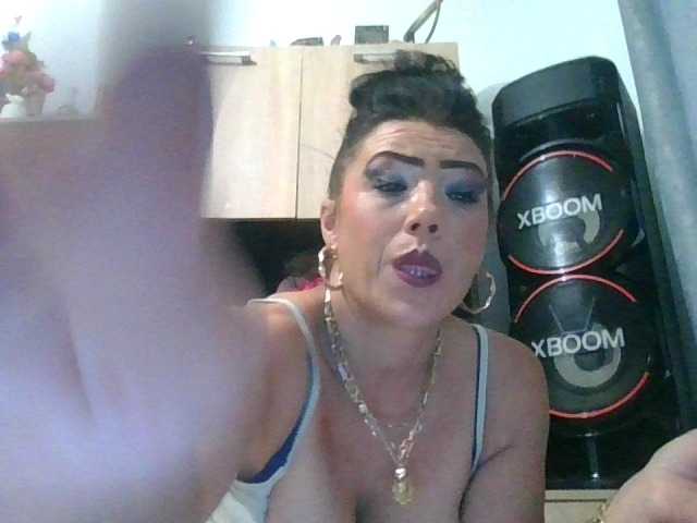 JesicaBonita1 live cam on BongaCams