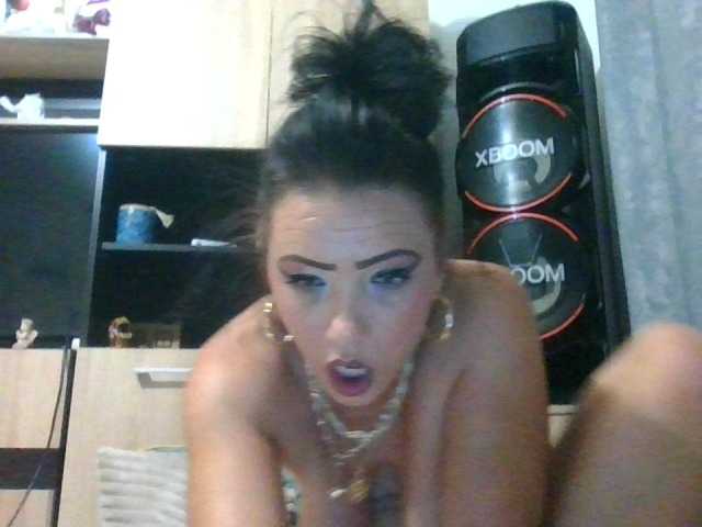 JesicaBonita1 live cam on BongaCams