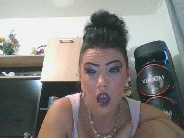JesicaBonita1 live cam on BongaCams