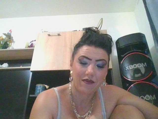 JesicaBonita1 live webcam show