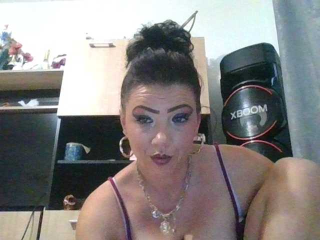 JesicaBonita1 live cam on BongaCams