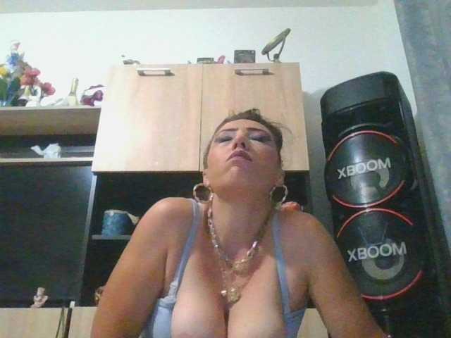 JesicaBonita1 live cam on BongaCams