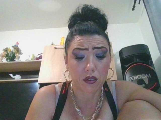 JesicaBonita1 live cam on BongaCams