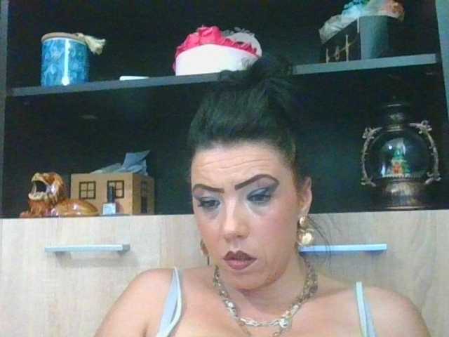 JesicaBonita1 live webcam show