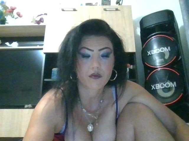 JesicaBonita1 live cam on BongaCams