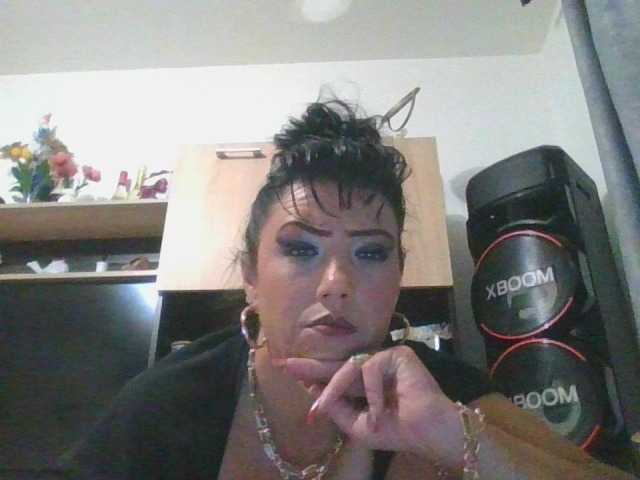JesicaBonita1 live cam on BongaCams