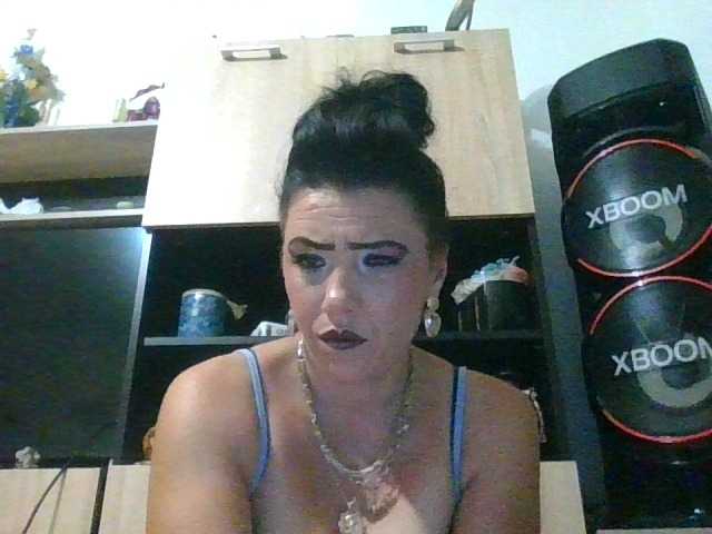 JesicaBonita1 live cam on BongaCams