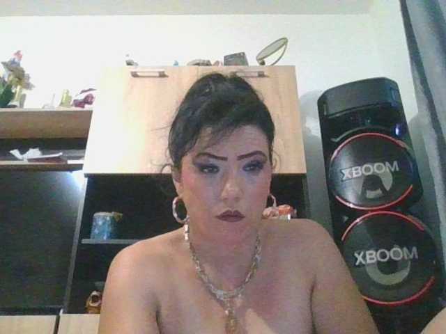 JesicaBonita1 live cam on UnifiedCams