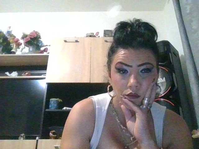 JesicaBonita1 live cam on BongaCams