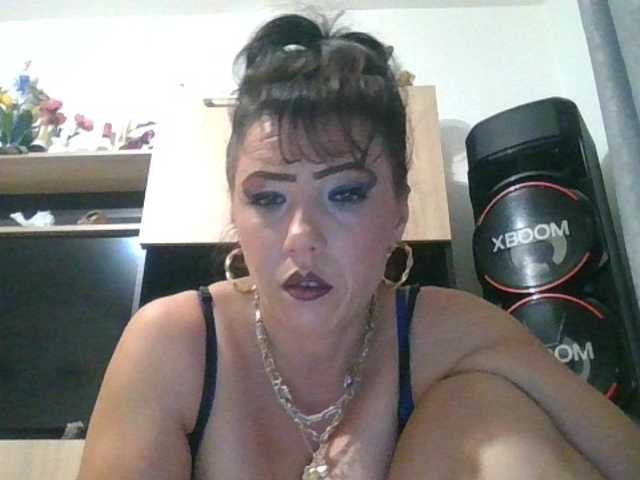 JesicaBonita1 — live female cam
