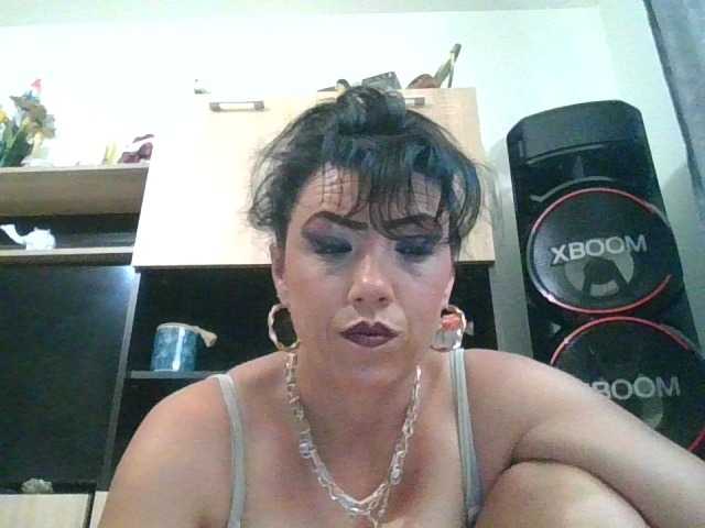 JesicaBonita1 live cam on BongaCams