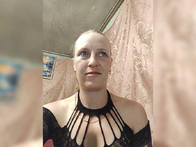 monitasofa live cam on BongaCams