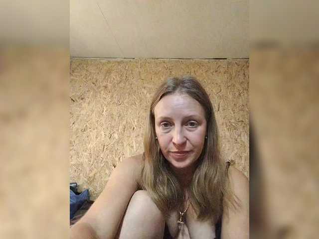 monitasabrina — live female cam