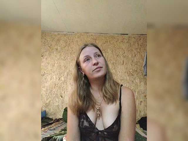 monitasabrina — live female cam