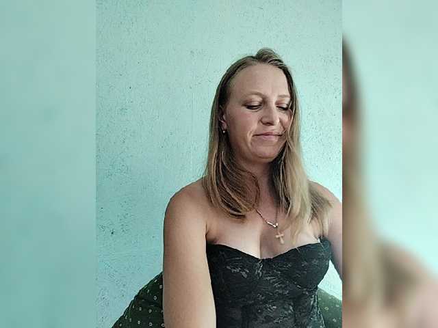 monitasofa live cam on BongaCams