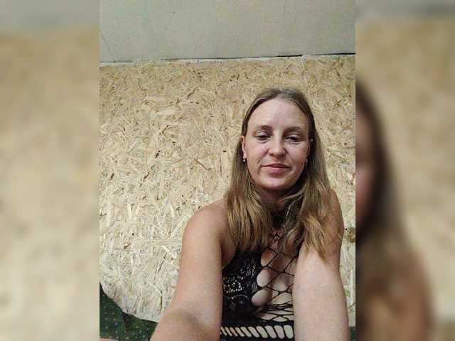 monitasofa, en vivo ahora en BongaCams