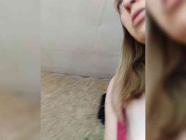 monitasabrina webcam