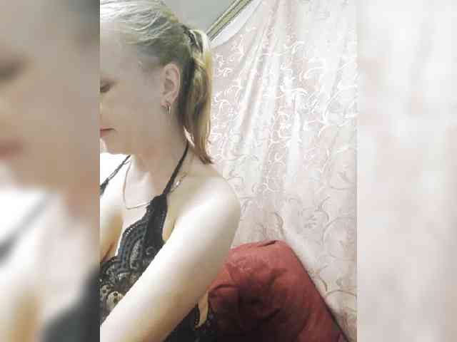 Model: monitasabrina