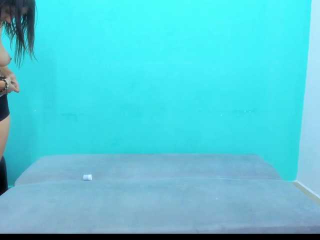 Swinger-Party live cam on BongaCams