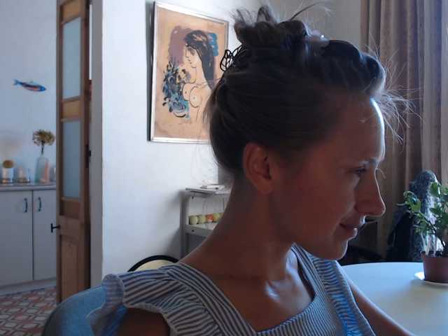 lilcumminfox live cam on BongaCams