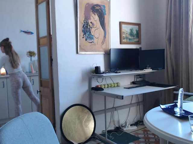 lilcumminfox live cam on BongaCams