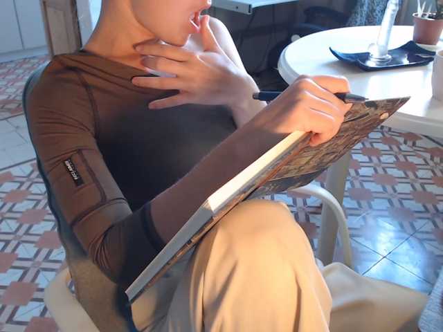 lilcumminfox live cam on BongaCams