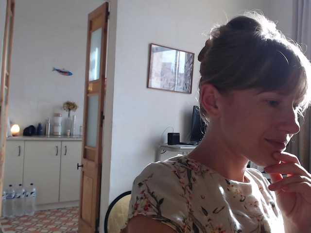 lilcumminfox live cam on BongaCams