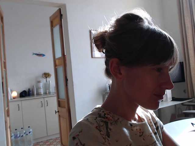 lilcumminfox live cam on BongaCams