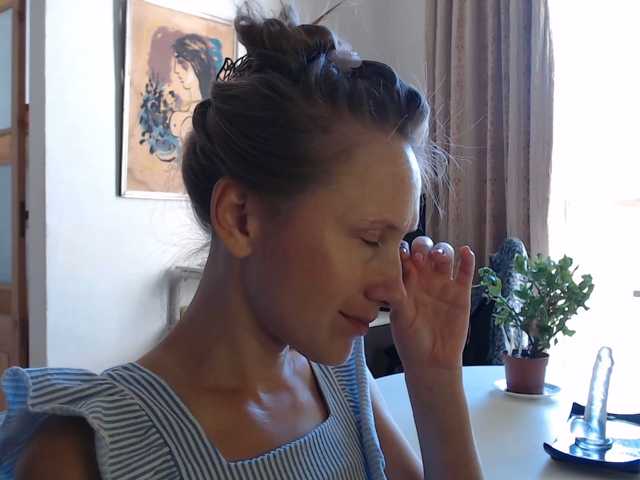 lilcumminfox live cam on BongaCams