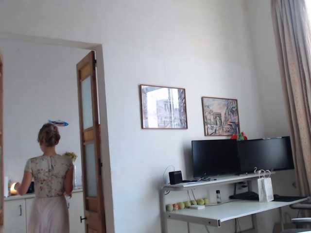 lilcumminfox live cam on BongaCams