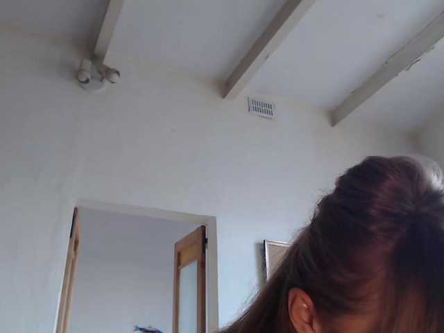 lilcumminfox live cam on BongaCams