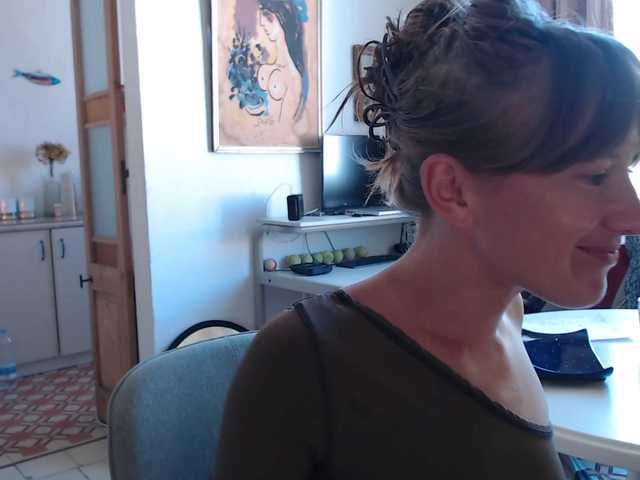 lilcumminfox live cam on BongaCams