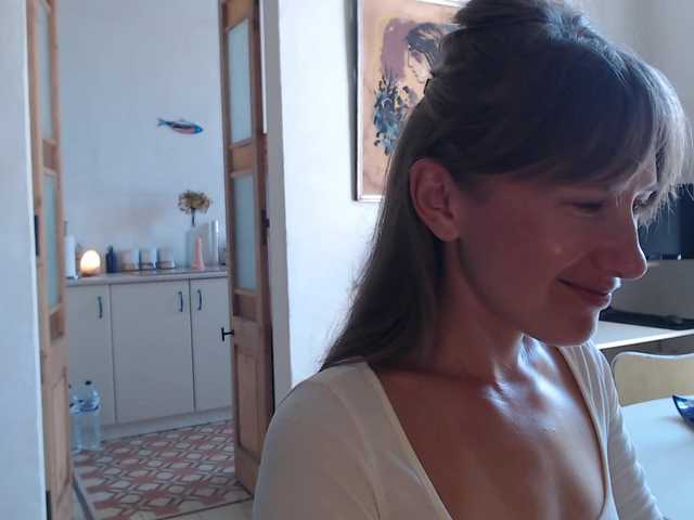 lilcumminfox live cam on BongaCams