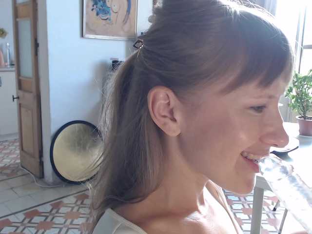 lilcumminfox live cam preview