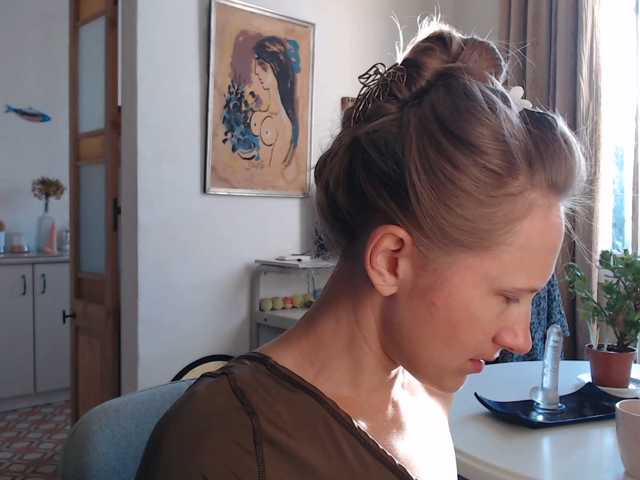 lilcumminfox live cam on BongaCams