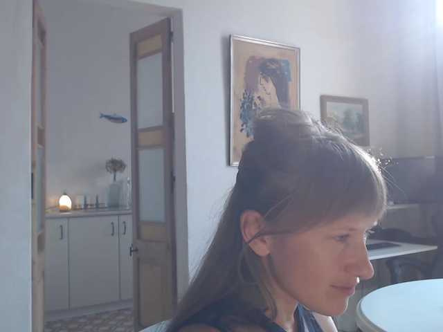 lilcumminfox live cam on BongaCams