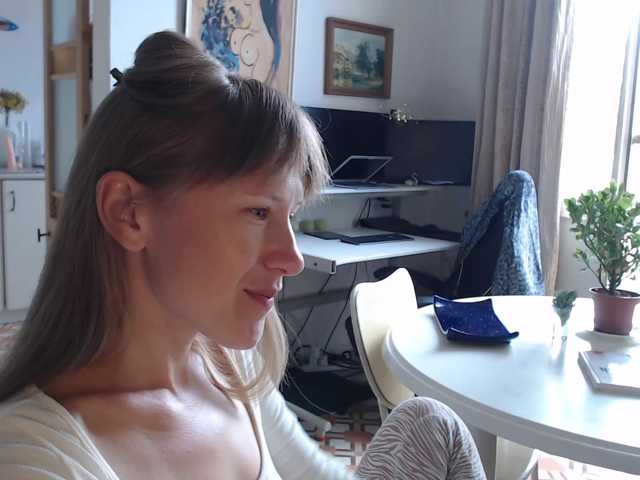 lilcumminfox live cam on BongaCams