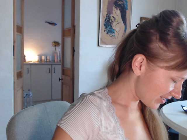 lilcumminfox live cam preview
