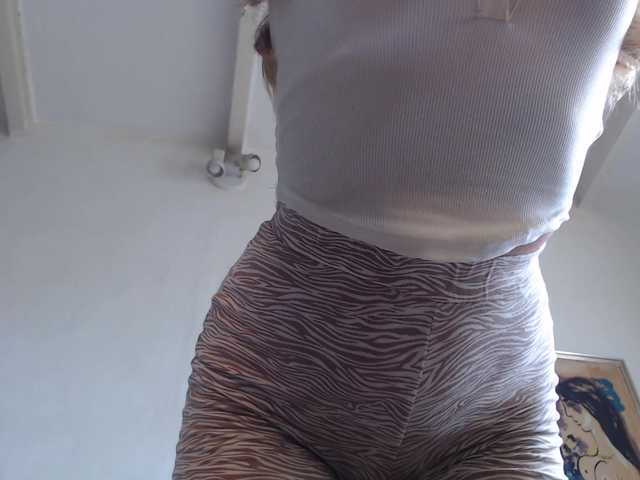 lilcumminfox live cam preview