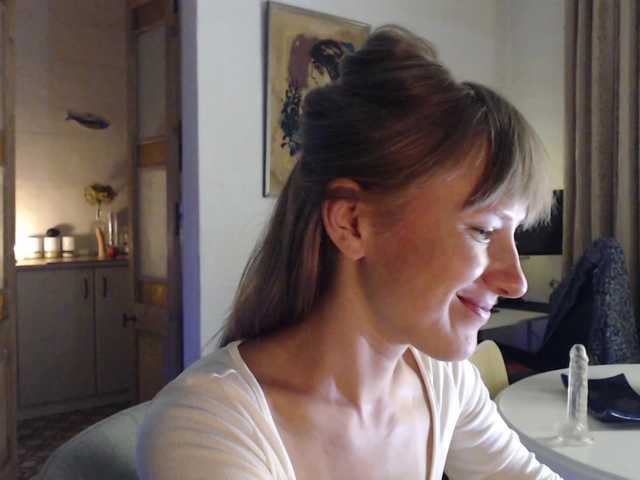 lilcumminfox live cam on BongaCams