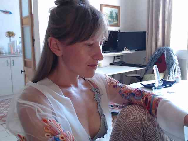 lilcumminfox webcam