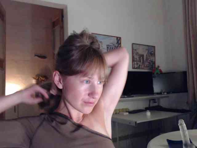 lilcumminfox webcam