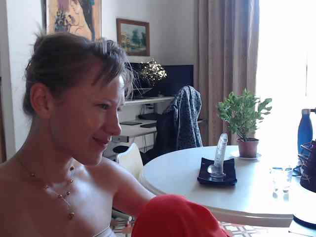 lilcumminfox webcam